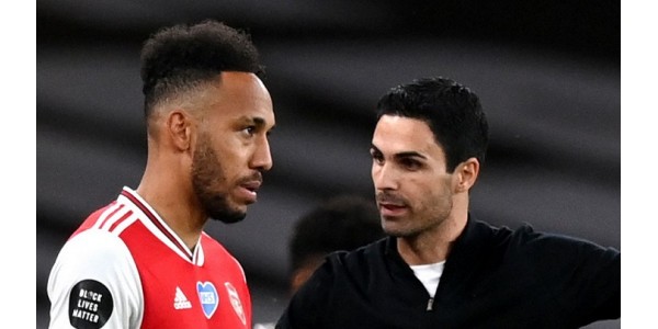 Arsenal zwalnia Pierre-Emericka Aubameyanga ze stanowiska